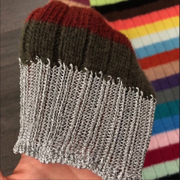 NWT GUCCI RAINBOW STRIPED CASHMERE WOOL SWEATER 🌈 - Picture 3 of 11